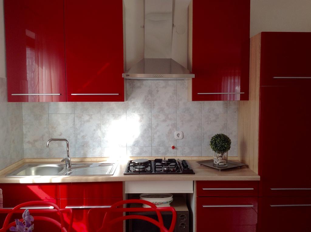 Apartments Krizine ウマグ エクステリア 写真